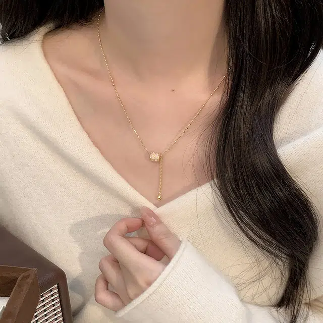 S925