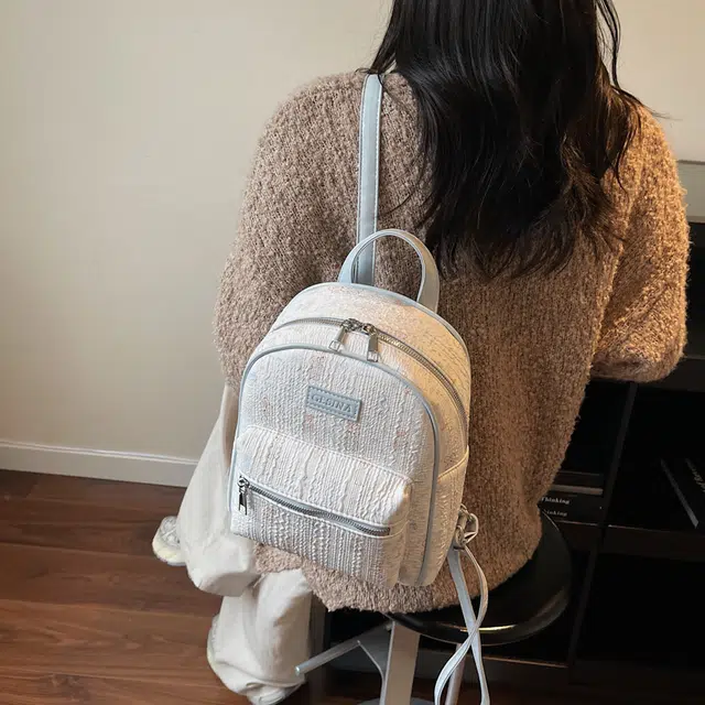 轩玺 可爱小熊蝴蝶结百搭通勤上课 牛津布 书包背包双肩包 女款 米白