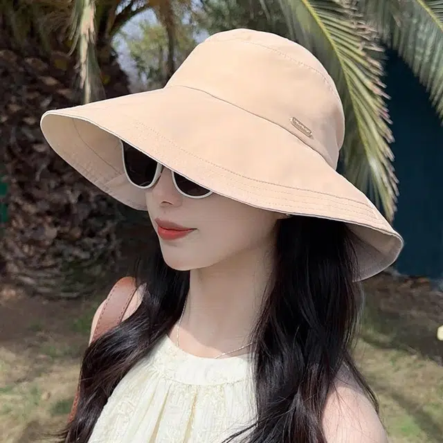 朵澜 时尚扎马尾海边大檐防紫外线 聚酯纤维 遮阳帽 女款 暗夜黑米杏白晴空蓝樱花粉卡其色