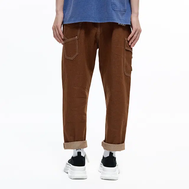 AW23