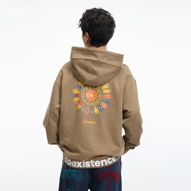 鬼洗 手印壁画印花连帽套头卫衣 男款 咖啡色