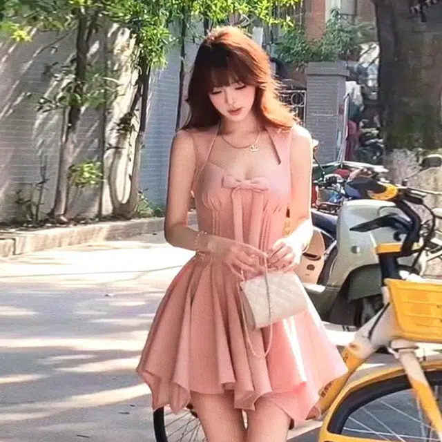 依钗 玫瑰人生蝴蝶结千金感收腰纯色四米裙摆公主裙吊带连衣裙 女款