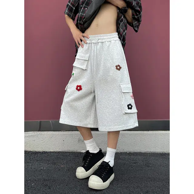 松岚 时尚潮流美式多口袋泡芙花创意设计感个性嘻哈经典简约纯色基础款松紧腰抽绳系带宽松百搭舒适透气直筒阔腿七分休闲短裤 男女同款