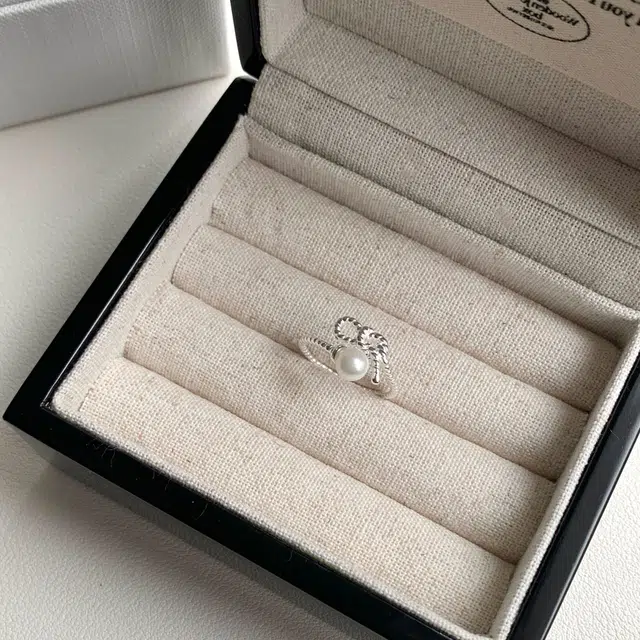 U ZIRCON 925