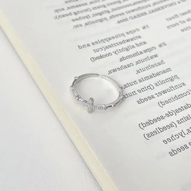 U ZIRCON ins 925