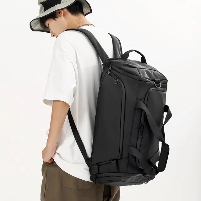 彤彤兔 运动瑜伽训练干湿分离袋 牛津布 旅行包 男女同款情侣款 黑色