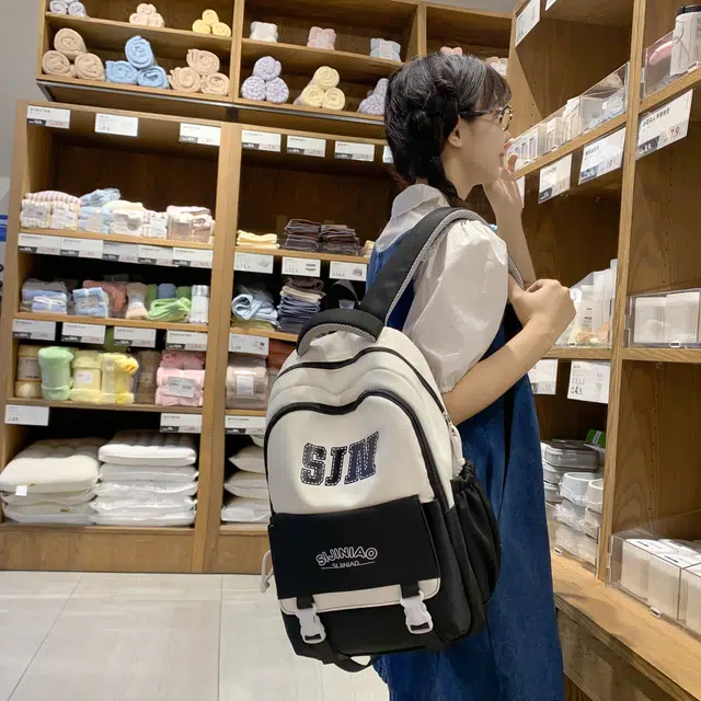 彤彤兔 轻便大容量百搭休闲 尼龙 双肩包 女款 黑色\紫色\粉色\红色\蓝色