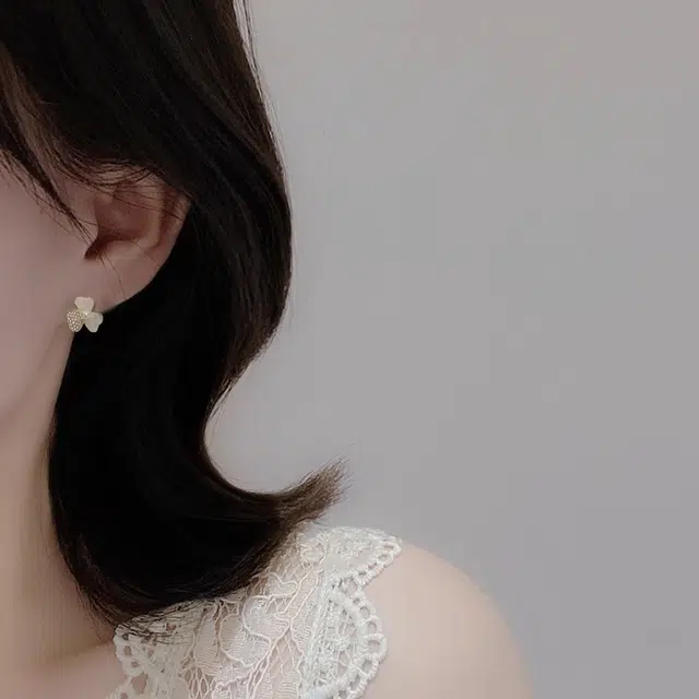 S925