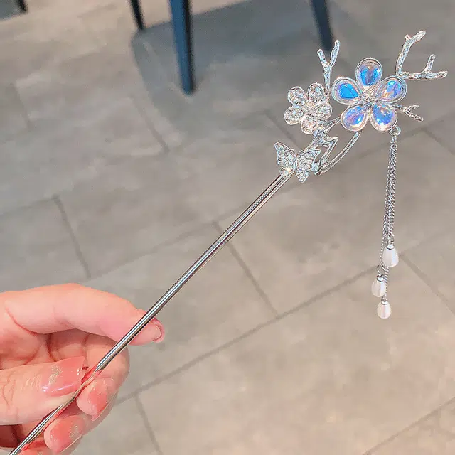 彤彤兔 中式合金冷淡风花朵流苏盘发 发簪 女款