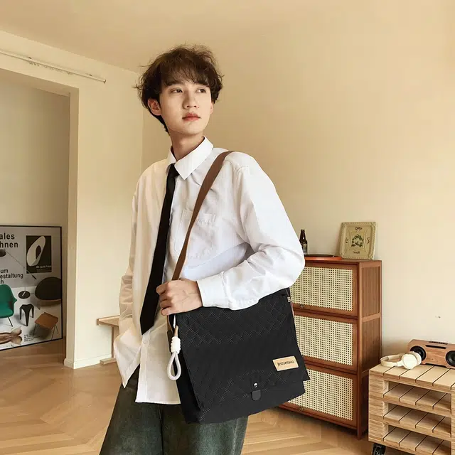 德力熊 尼龙 男女同款情侣款 潮牌新款韩系工装风背包学生休闲单肩包 多色