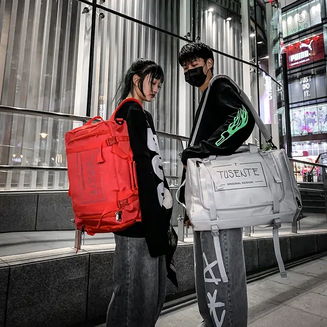 德力熊 便携多功能大容量短途旅行轻便运动休闲 牛津布 书包背包双肩包 大号 男女同款情侣款 浅灰/深灰/黑色/红色