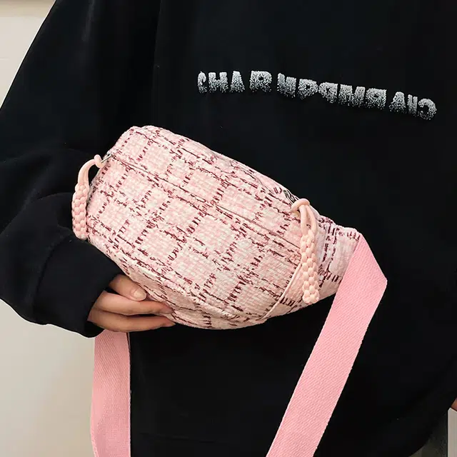 德力熊女生多色大容量通勤格纹百搭饺子包新款高颜值小清新单肩斜跨胸包腰包 涤纶
