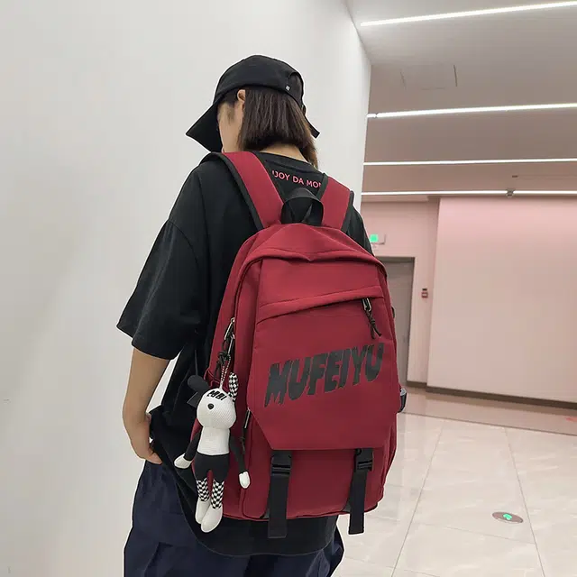 德力熊 减负护脊 潮流高颜值 尼龙布 双肩包 常规 男女同款情侣款 黑/红/白/灰