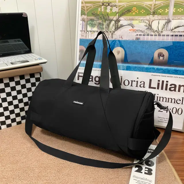 德力熊 潮牌百搭大容量斜挎手提包短途出差行李包 尼龙 旅行包 男女同款情侣款 黑色/白色