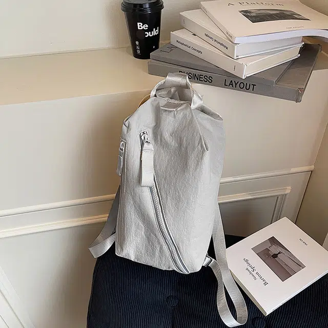 德力熊 纯色简约个性百搭小众设计 尼龙 单肩包 常规 女款 灰色/米白/紫色/绿色