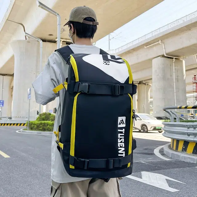 德力熊   男女通用多色牛津布大容量短途行李包高颜值小众双肩包潮牌旅行背包