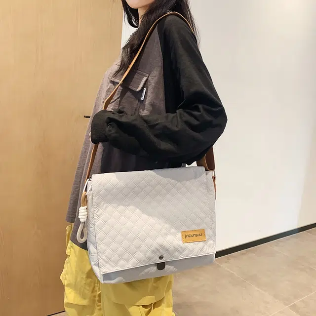 德力熊 尼龙 男女同款情侣款 潮牌新款韩系工装风背包学生休闲单肩包 多色
