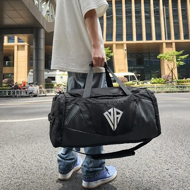 彤彤兔 干湿分离运动训练 牛津布 旅行包 男女同款情侣款 灰色/黑色