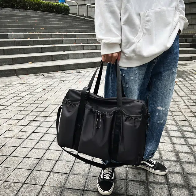 德力熊单肩包潮牌运动大容量休闲潮酷可斜挎可手提 尼龙黑色 军绿色 单肩包情侣男女通用