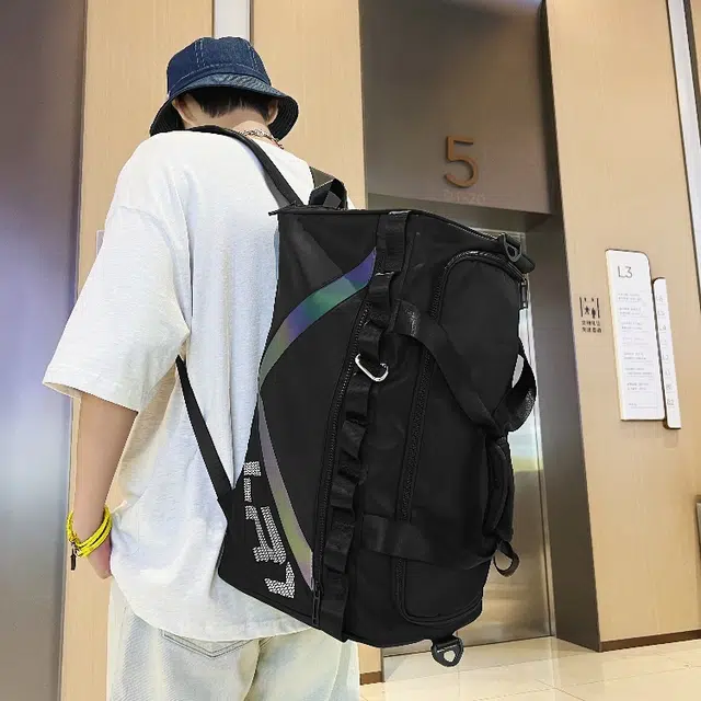 彤彤兔 大容量短途运动健身训练 尼龙 旅行包 男女同款情侣款 黑色/灰色/绿色