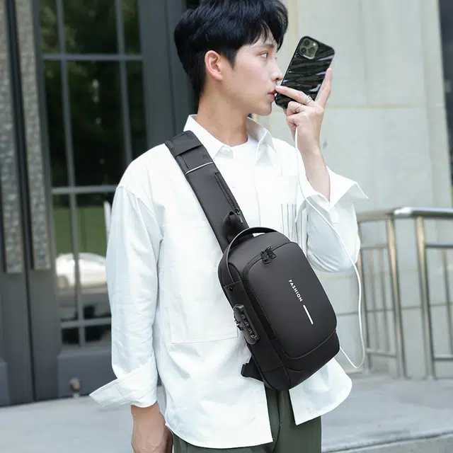 德力熊 密码锁防盗休闲运动 腰包胸包 牛津纺 男款 黑配蓝/黑配卡其/黑配灰/黑
