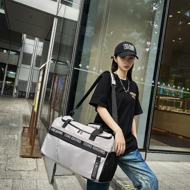 彤彤兔 大容量休闲简约百搭 尼龙 旅行包 男女同款情侣款 灰色/黑色/果绿色/粉色