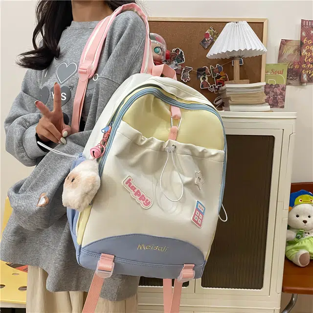 彤彤兔 书包女大容量轻便旅行 尼龙 双肩包 常规 女款 多色