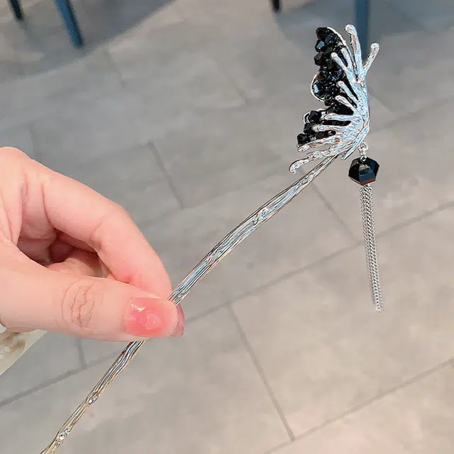 彤彤兔 中式步蝴蝶摇流苏 发簪 女款