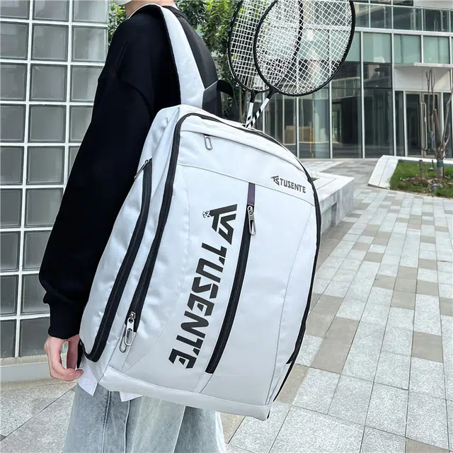 德力熊 潮牌独立鞋仓大容量多层收纳轻便 牛津布 书包背包双肩包 大号 男女同款情侣款 浅灰/深灰/黑色/红色