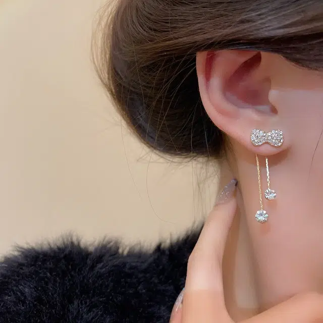 彤彤兔 韩版甜美蝴蝶气质个性长款流苏镶钻耳钉高级感时尚 合金 耳环 女款