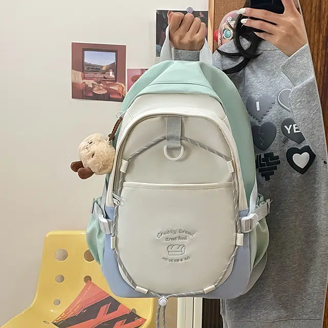 彤彤兔 百搭高颜值学生 尼龙 书包背包双肩包 女款 多色