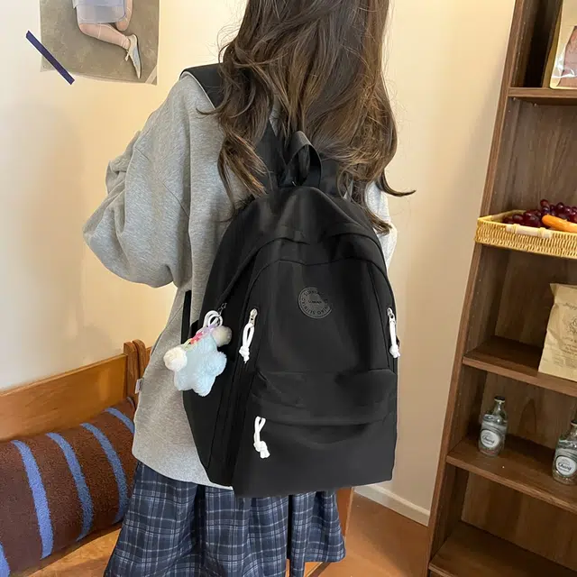 彤彤兔 韩版百搭高颜值休闲简约 尼龙 双肩包 常规 女款 黑色/灰色/白色/蓝色/粉色