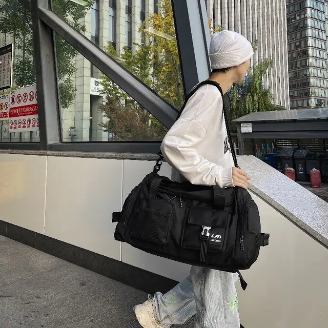 彤彤兔 短途干湿分离健身运动包行李袋 尼龙 旅行包 男女同款情侣款 黑色/绿色/灰色