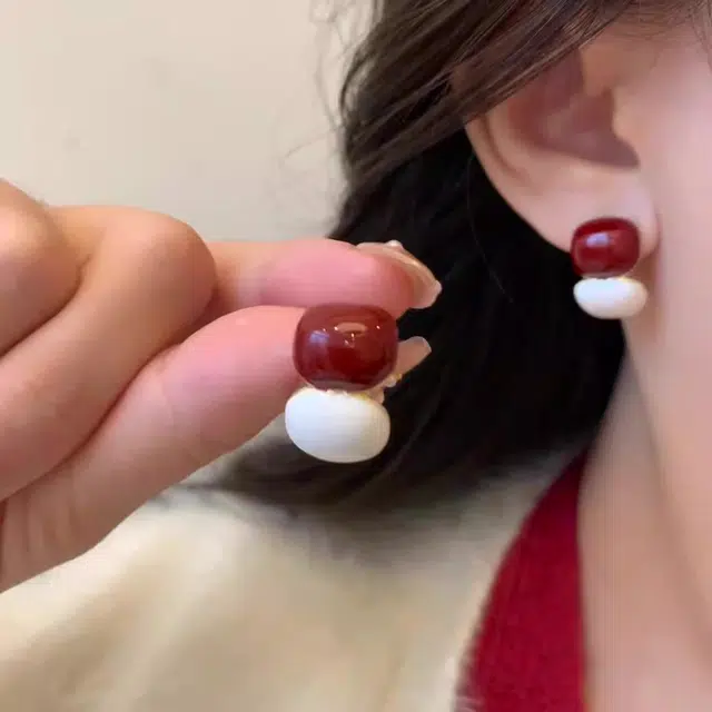 彤彤兔 复古安可拉红色拼接滴油几何耳钉撞色气质 树脂 耳环 女款