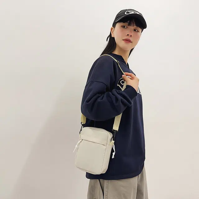 德力熊 休闲便携 牛津布 斜挎包单肩包 常规 男女同款情侣款 多色