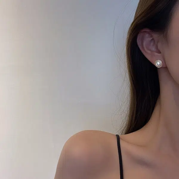 S925