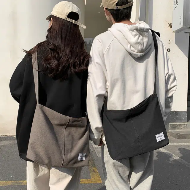 德力熊 轻便简约百搭可爱 帆布 单肩包斜挎包 大号 男女同款情侣款 黑色/灰色/咖啡色/卡其