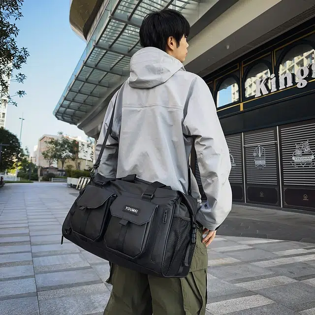 德力熊 大容量户外运动健身 牛津布 单肩包旅行包 男女同款情侣款 多色