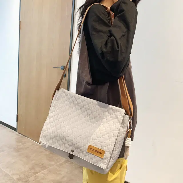 德力熊 尼龙 男女同款情侣款 潮牌新款韩系工装风背包学生休闲单肩包 多色