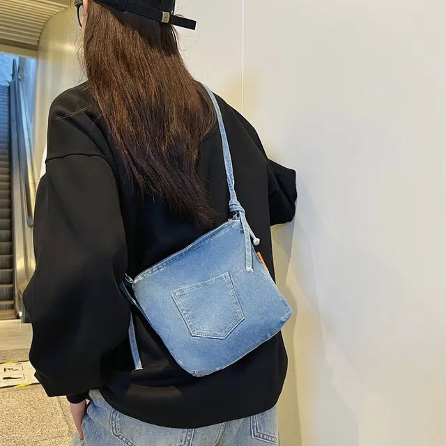 德力熊男女通用双色小包包小众牛仔布简约休闲百搭高颜值单肩包精致斜挎包