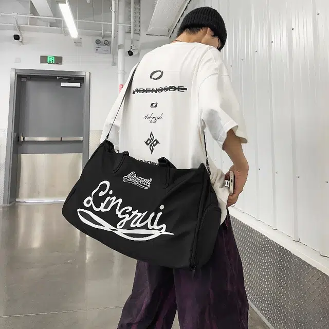 彤彤兔 干湿分离运动 尼龙 旅行包 男女同款情侣款 黑色/红色/绿色