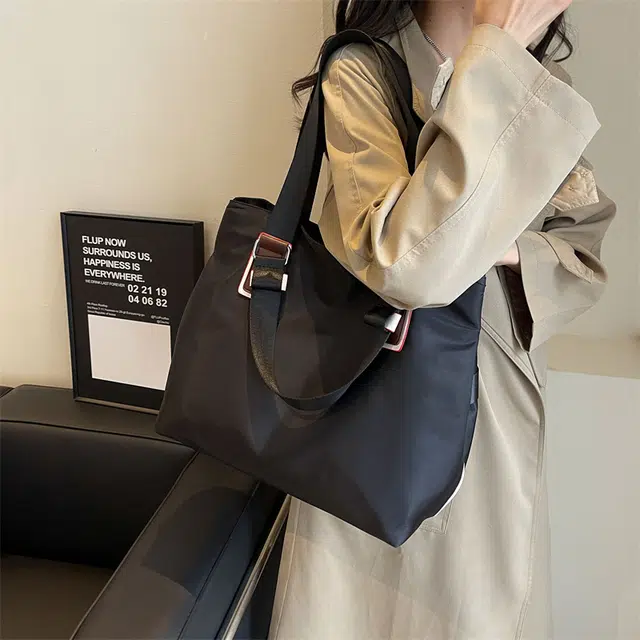 德力熊 韩版大容量 牛津布 斜挎手提单肩包 女款 蓝/黑/灰/绿/红
