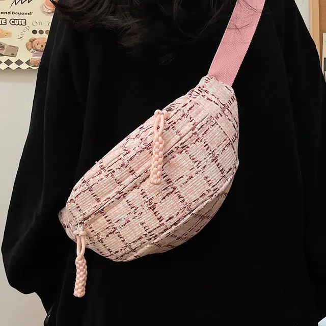 德力熊女生多色大容量通勤格纹百搭饺子包新款高颜值小清新单肩斜跨胸包腰包 涤纶