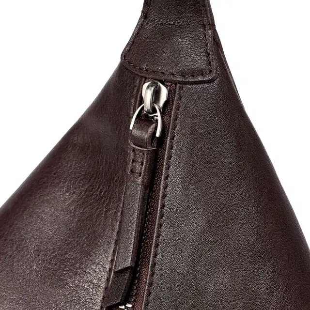 AQUASCUTUM