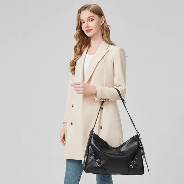 AQUASCUTUM