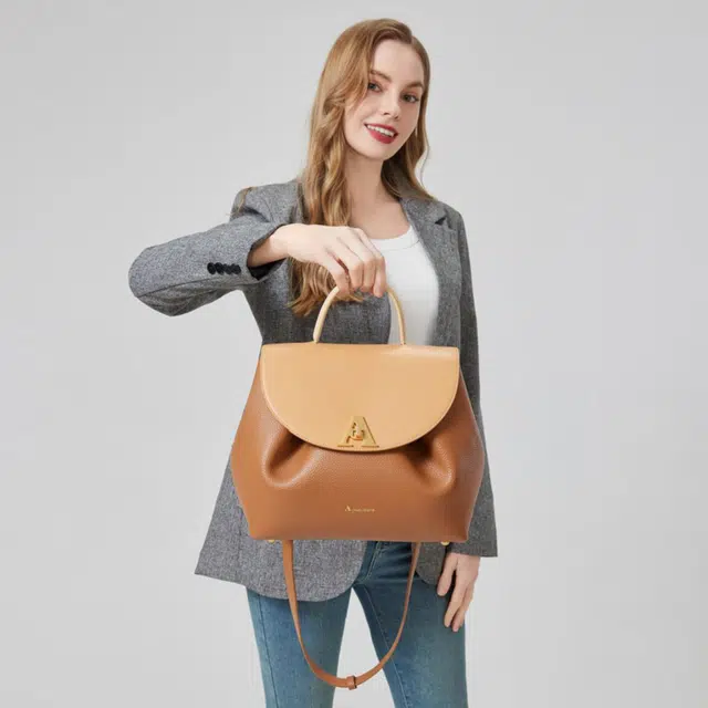 AQUASCUTUM