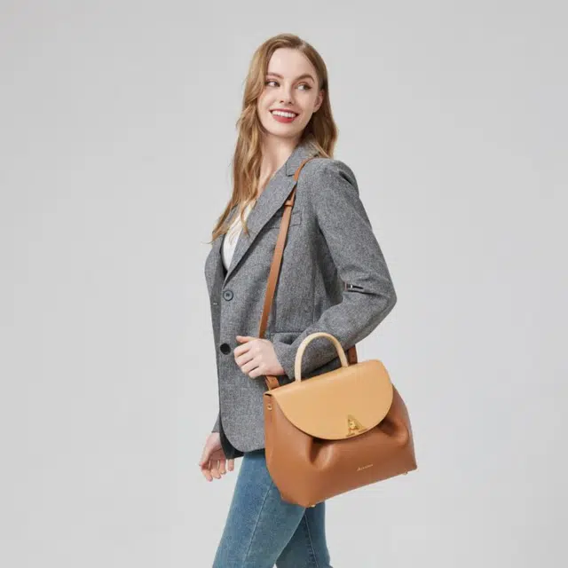 AQUASCUTUM