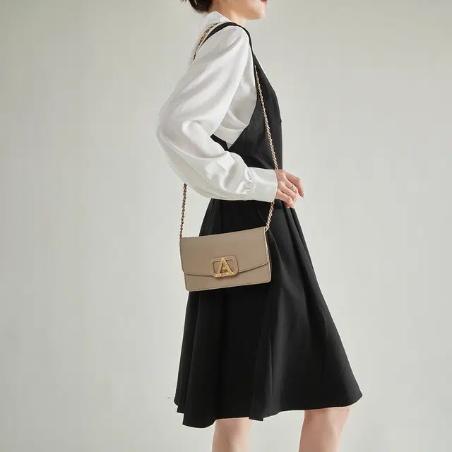 AQUASCUTUM