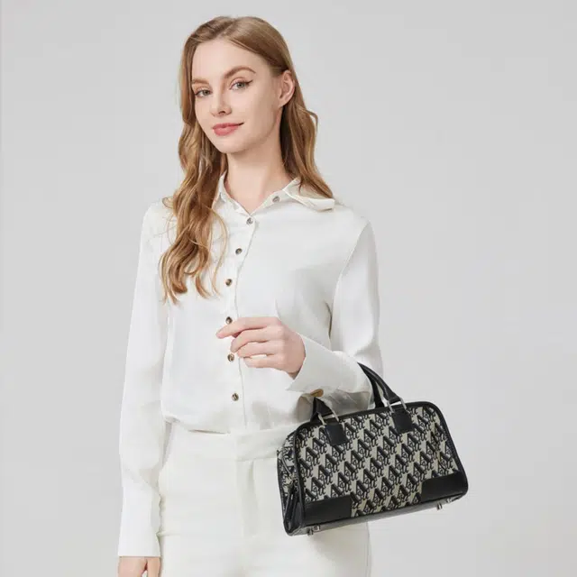 AQUASCUTUM