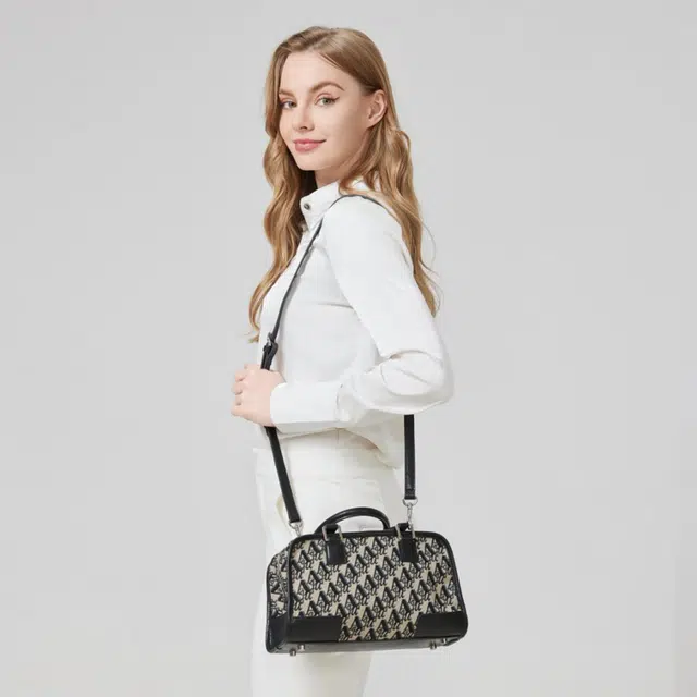 AQUASCUTUM